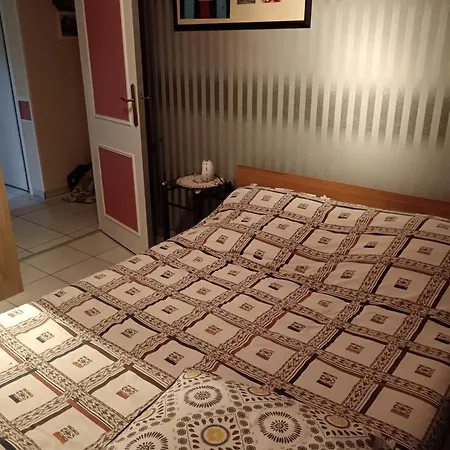 Bed & Breakfast 24 Du Mans