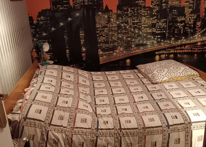 24 Du Mans Bed & Breakfast